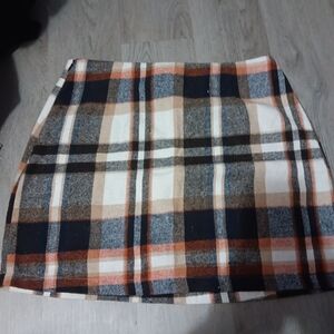 SHEIN Plaid Mini Skirt in Navy, Cream & Tan